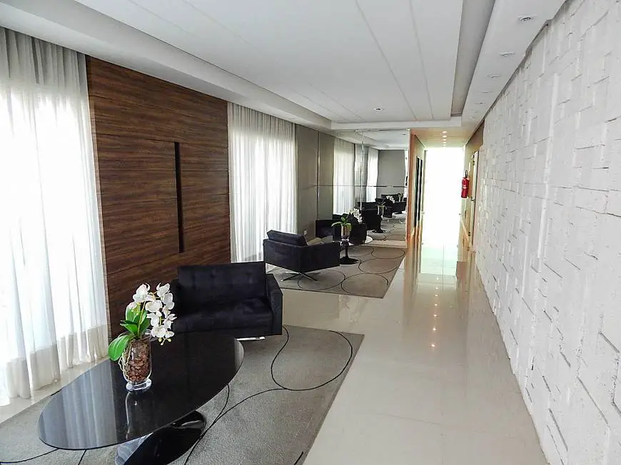 Foto 1 de Apartamento com 1 Quarto à venda, 57m² em Bigorrilho, Curitiba