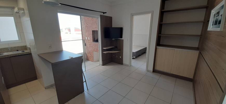 Foto 1 de Apartamento com 1 Quarto para alugar, 37m² em Bucarein, Joinville