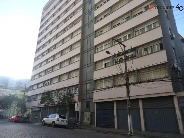 Foto 1 de Apartamento com 1 Quarto para alugar, 35m² em Centro, Pelotas