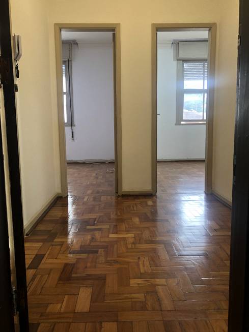 Foto 1 de Apartamento com 1 Quarto para alugar, 56m² em Centro, Petrópolis