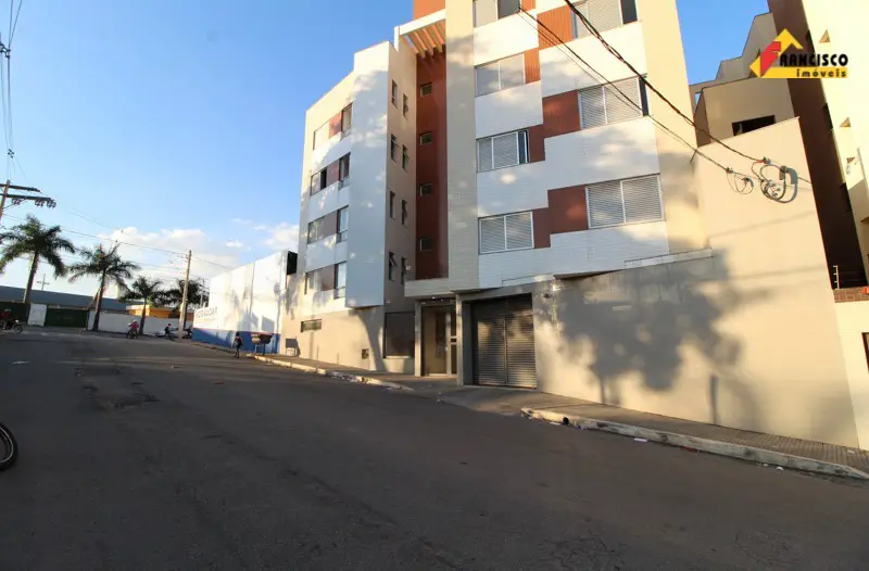Foto 3 de Apartamento com 1 Quarto para alugar, 56m² em Chanadour, Divinópolis