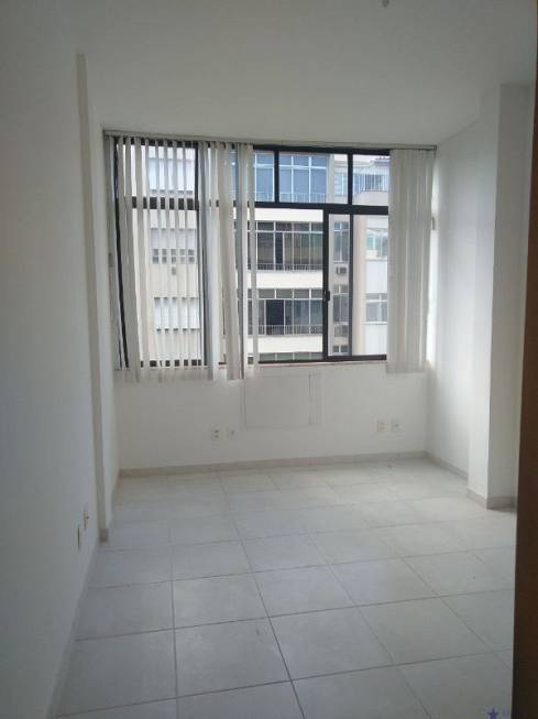 Foto 1 de Apartamento com 1 Quarto para alugar, 24m² em Copacabana, Rio de Janeiro