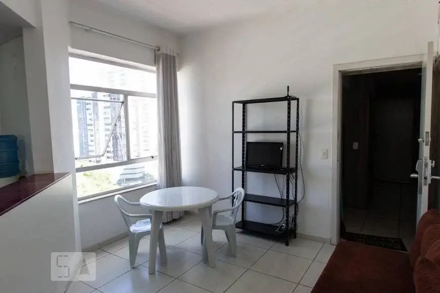 Foto 2 de Apartamento com 1 Quarto para alugar, 37m² em Santa Efigênia, Belo Horizonte