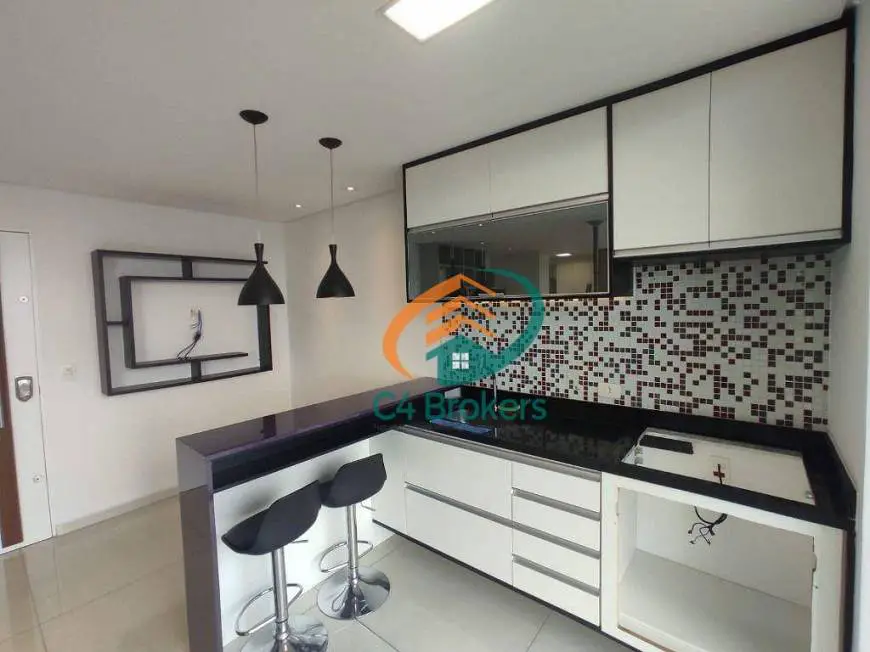 Foto 2 de Apartamento com 1 Quarto à venda, 38m² em Vila Augusta, Guarulhos