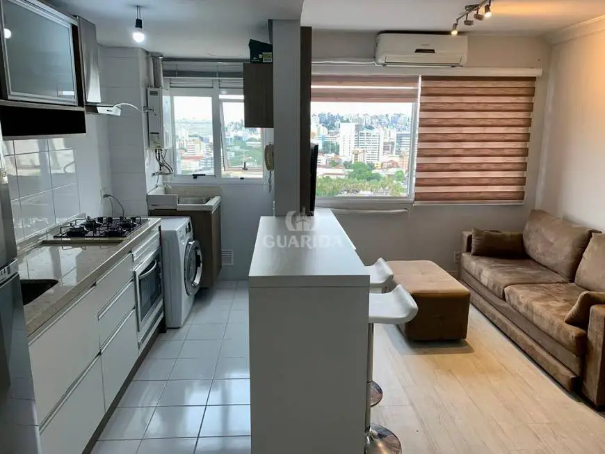 Foto 5 de Apartamento com 2 Quartos para alugar, 58m² em Azenha, Porto Alegre