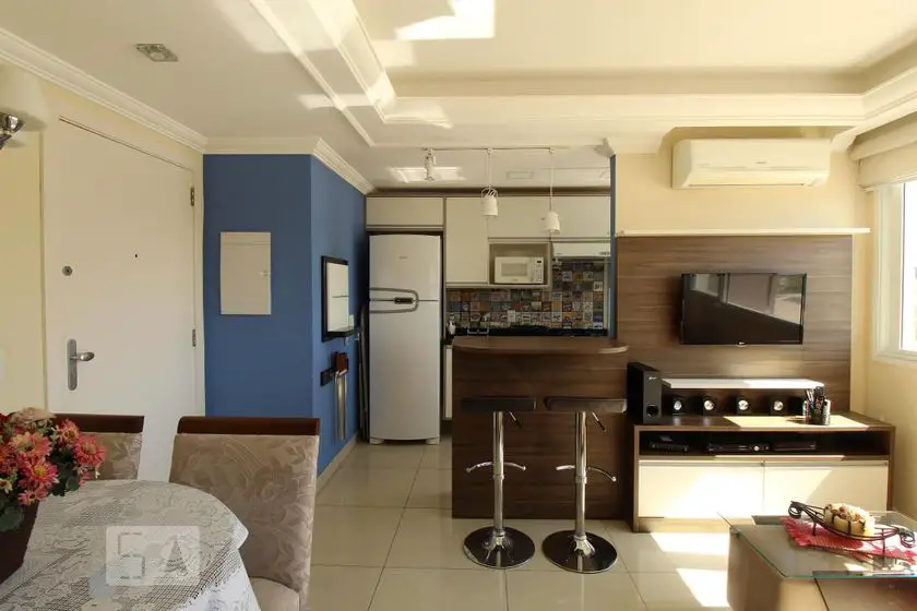 Foto 3 de Apartamento com 2 Quartos para alugar, 62m² em Azenha, Porto Alegre