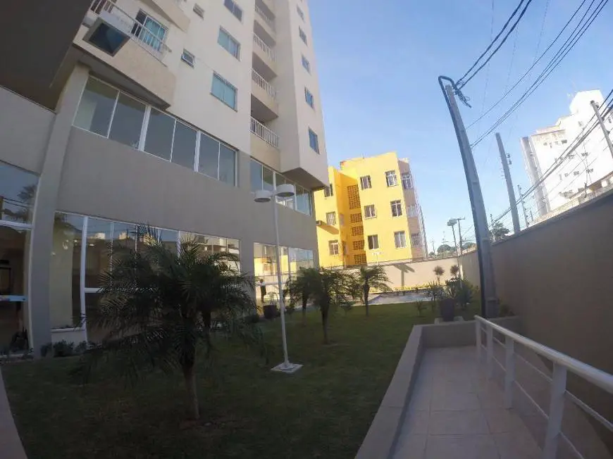 Foto 5 de Apartamento com 2 Quartos para alugar, 53m² em Benfica, Fortaleza