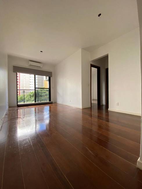 Foto 1 de Apartamento com 2 Quartos para venda ou aluguel, 70m² em Cambuí, Campinas