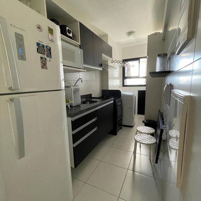 Foto 3 de Apartamento com 2 Quartos à venda, 71m² em Caminho Das Árvores, Salvador
