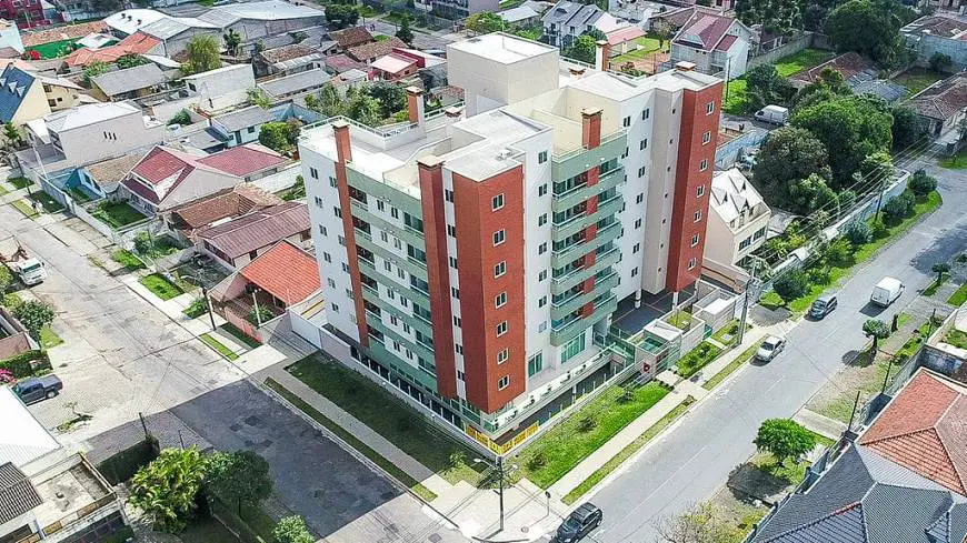 Foto 1 de Apartamento com 2 Quartos à venda, 75m² em Capão Raso, Curitiba