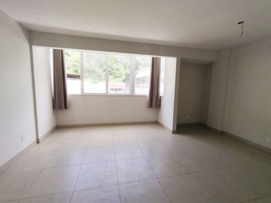 Foto 2 de Apartamento com 2 Quartos para alugar, 85m² em Cascatinha, Juiz de Fora