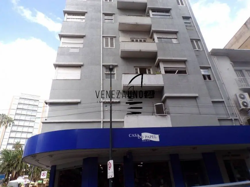Foto 1 de Apartamento com 2 Quartos para alugar, 60m² em Centro, Porto Alegre