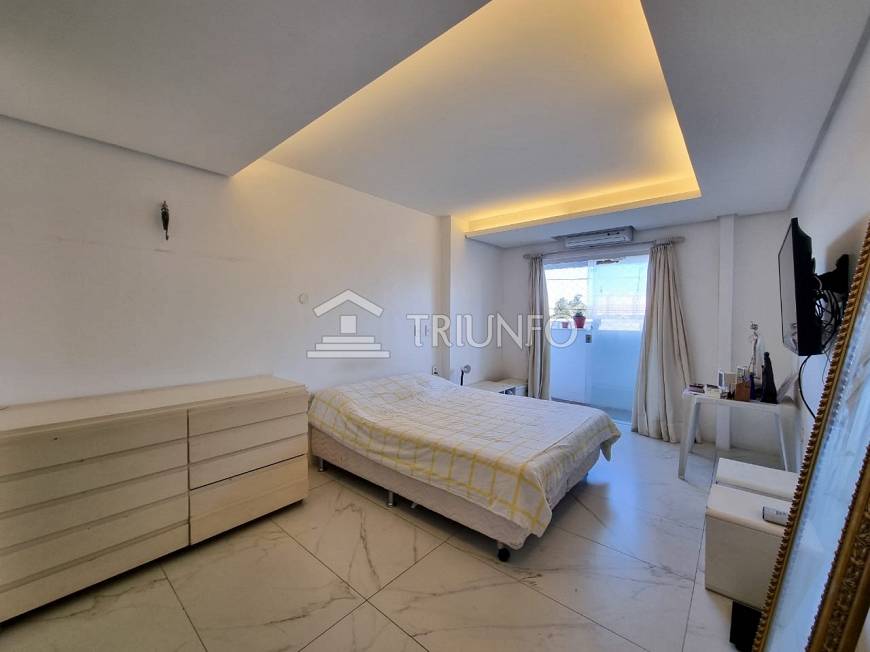 Foto 5 de Apartamento com 2 Quartos à venda, 118m² em Cocó, Fortaleza