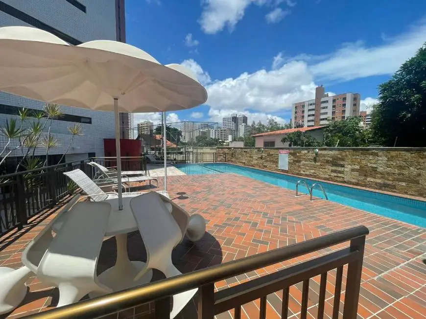 Foto 4 de Apartamento com 2 Quartos à venda, 86m² em Cocó, Fortaleza