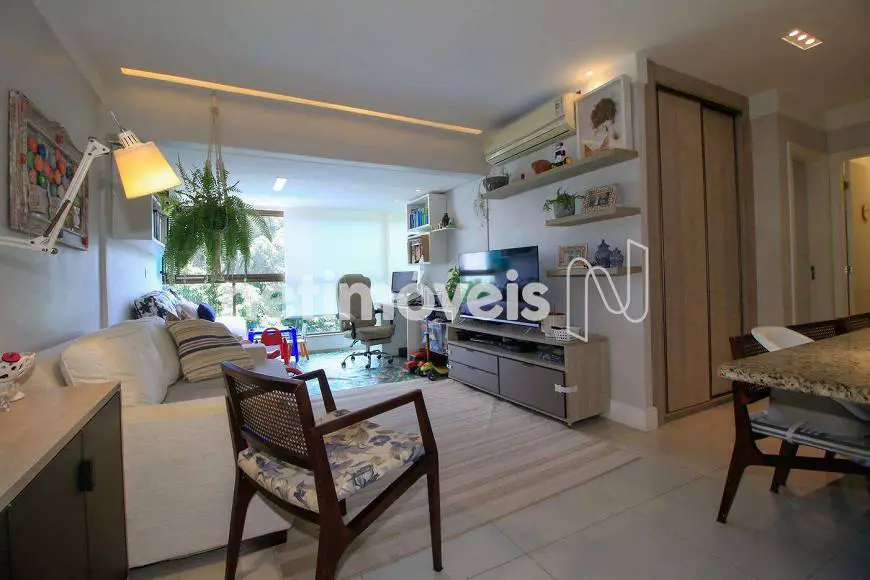 Foto 2 de Apartamento com 2 Quartos para alugar, 70m² em Graça, Salvador