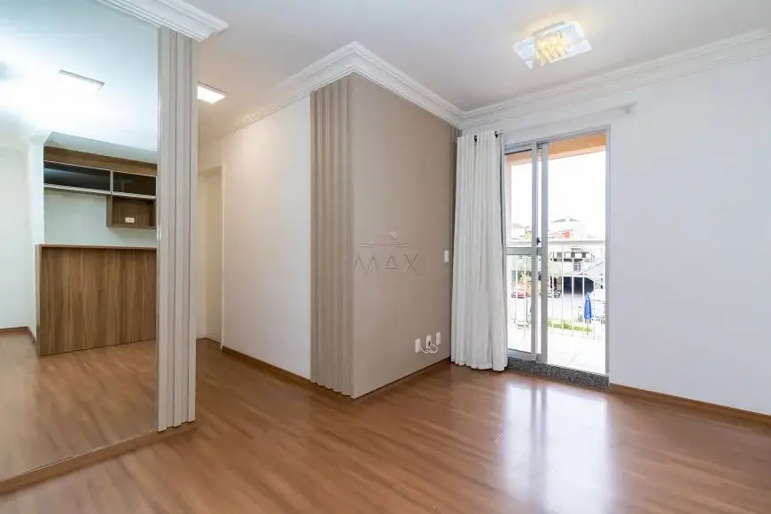 Foto 1 de Apartamento com 2 Quartos para alugar, 57m² em Guaíra, Curitiba