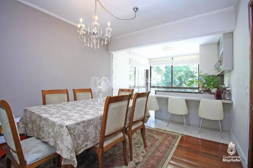 Foto 3 de Apartamento com 2 Quartos à venda, 107m² em Higienópolis, Porto Alegre