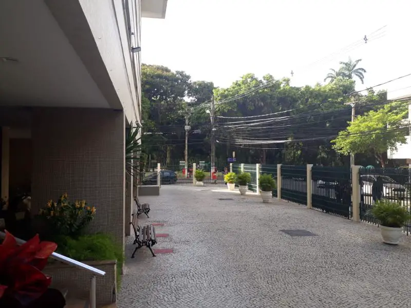 Foto 1 de Apartamento com 2 Quartos para alugar, 66m² em Icaraí, Niterói