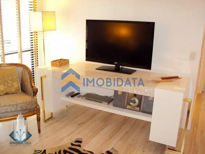 Foto 1 de Apartamento com 2 Quartos para alugar, 110m² em Indianópolis, São Paulo