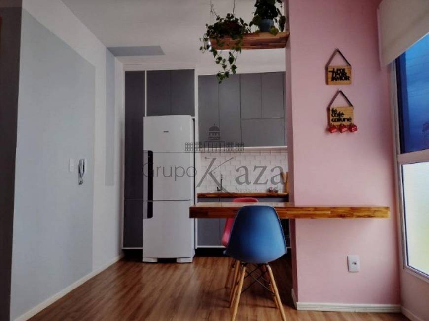 Foto 4 de Apartamento com 2 Quartos à venda, 40m² em Jardim Santa Inês III, São José dos Campos