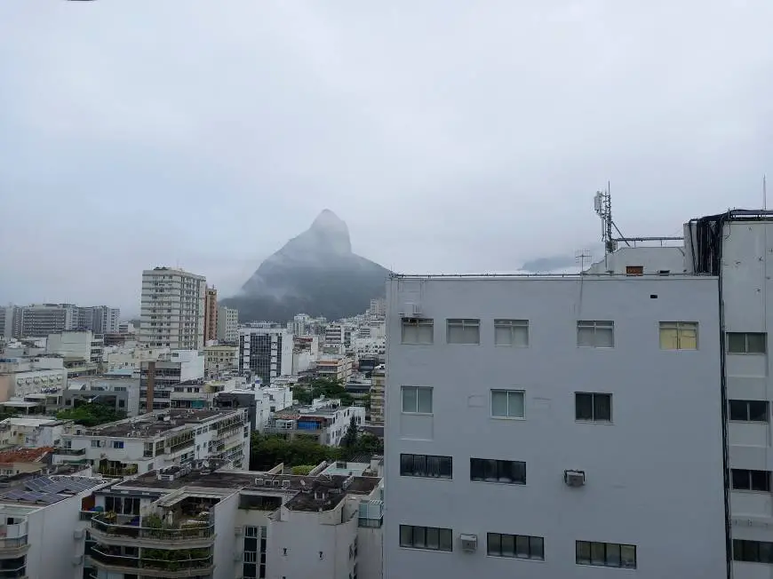 Foto 4 de Apartamento com 2 Quartos para alugar, 80m² em Leblon, Rio de Janeiro
