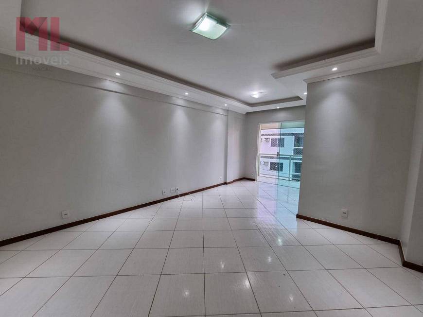 Foto 1 de Apartamento com 2 Quartos à venda, 70m² em Riviera Fluminense, Macaé