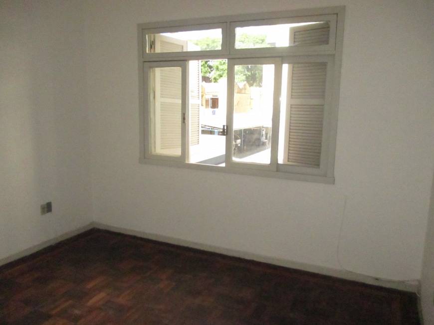 Foto 1 de Apartamento com 2 Quartos para alugar, 75m² em São João, Porto Alegre