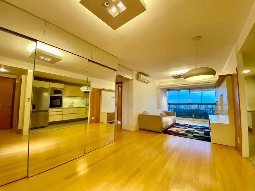 Foto 1 de Apartamento com 2 Quartos à venda, 86m² em Três Figueiras, Porto Alegre