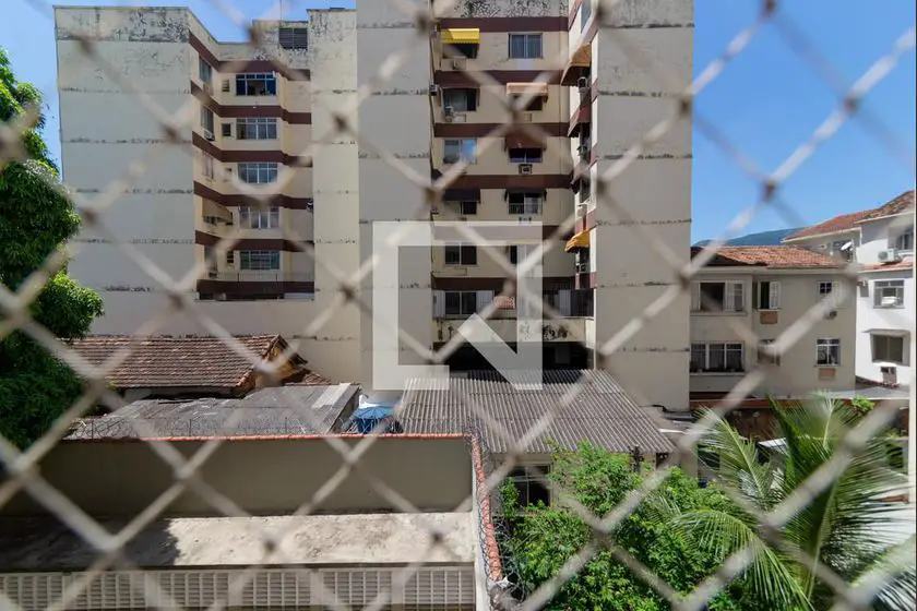Foto 5 de Apartamento com 2 Quartos para alugar, 50m² em Vila Isabel, Rio de Janeiro