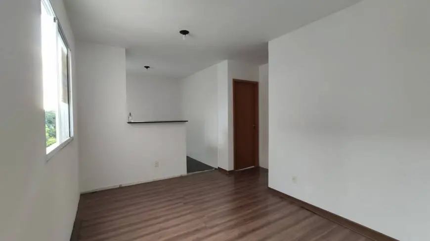 Foto 3 de Apartamento com 2 Quartos para alugar, 42m² em Vila Nova, Joinville