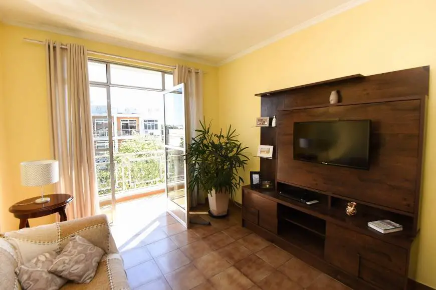 Foto 1 de Apartamento com 2 Quartos para venda ou aluguel, 91m² em  Vila Valqueire, Rio de Janeiro