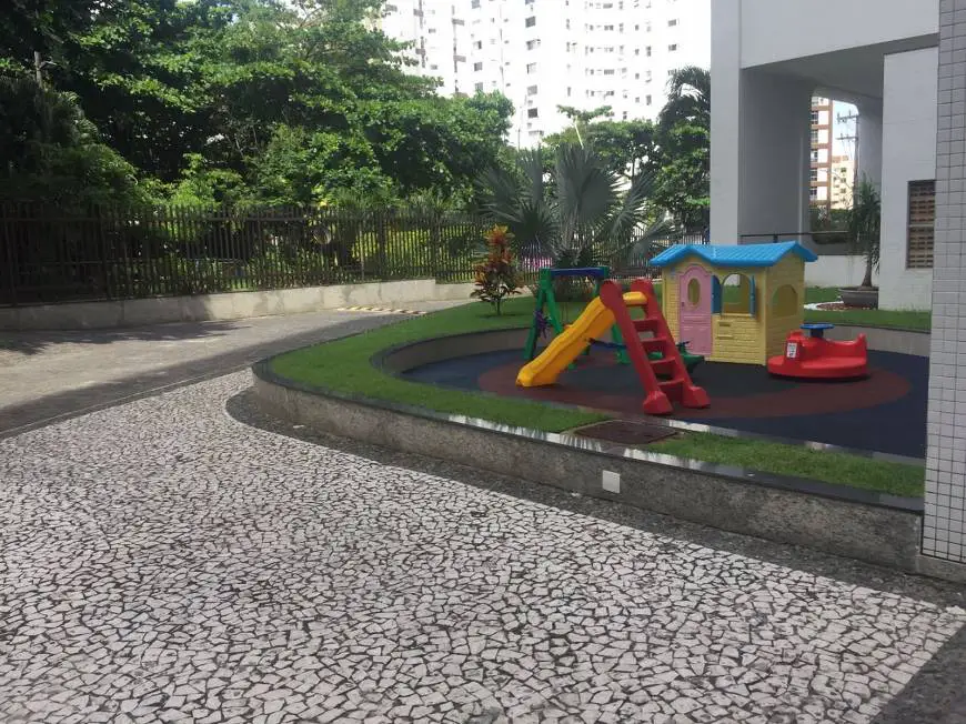 Foto 2 de Apartamento com 3 Quartos para alugar, 100m² em Barbalho, Salvador