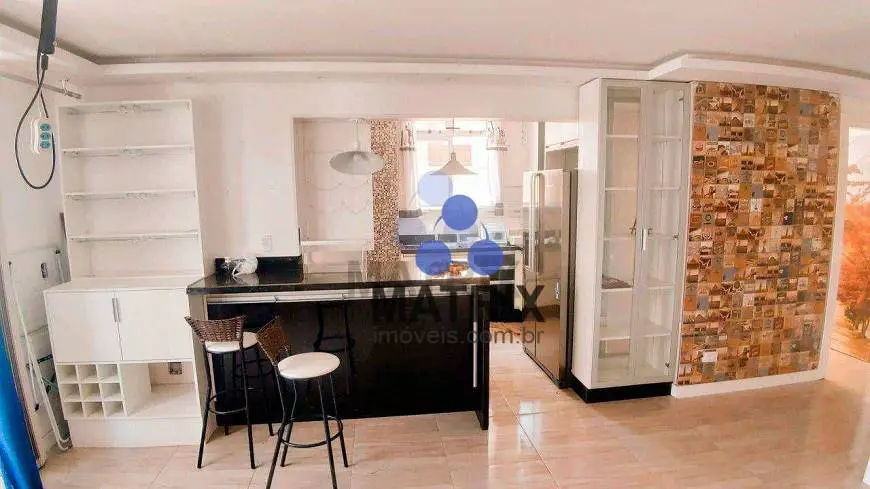 Foto 1 de Apartamento com 3 Quartos para alugar, 86m² em Batel, Curitiba