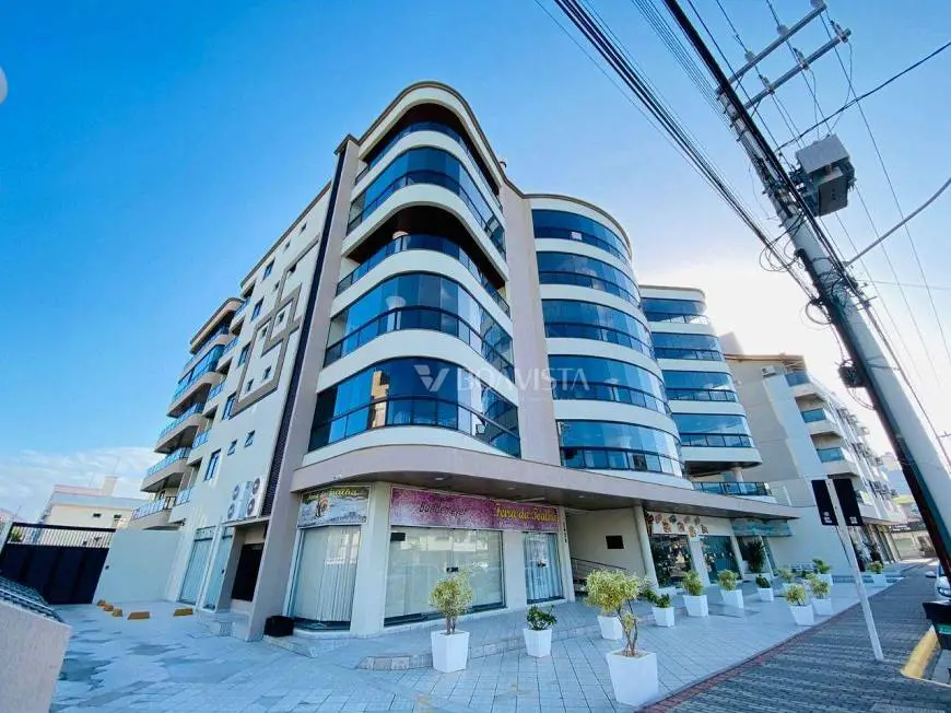 Foto 1 de Apartamento com 3 Quartos à venda, 180m² em Bombas, Bombinhas