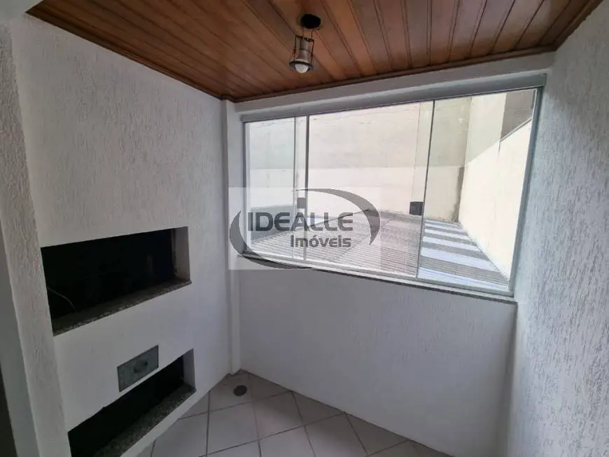 Foto 5 de Apartamento com 3 Quartos para alugar, 76m² em Cabral, Curitiba