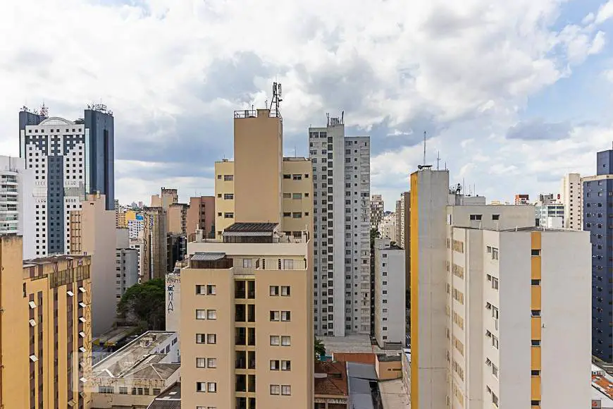 Foto 5 de Apartamento com 3 Quartos para alugar, 110m² em Cambuí, Campinas