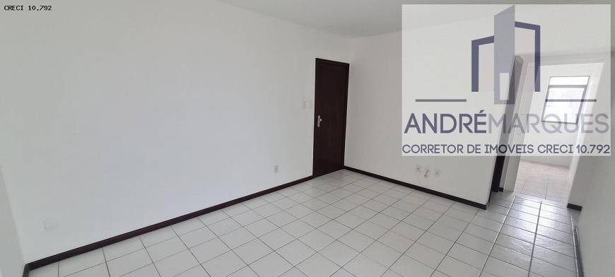 Foto 4 de Apartamento com 3 Quartos à venda, 80m² em Caminho Das Árvores, Salvador