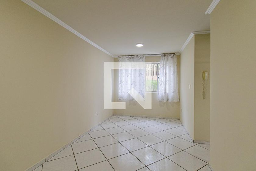 Foto 1 de Apartamento com 3 Quartos para alugar, 55m² em Campo Comprido, Curitiba