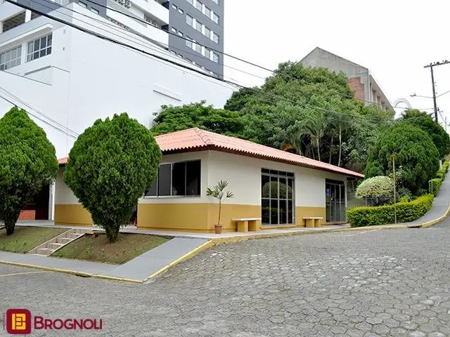 Foto 4 de Apartamento com 3 Quartos para alugar, 80m² em Capoeiras, Florianópolis