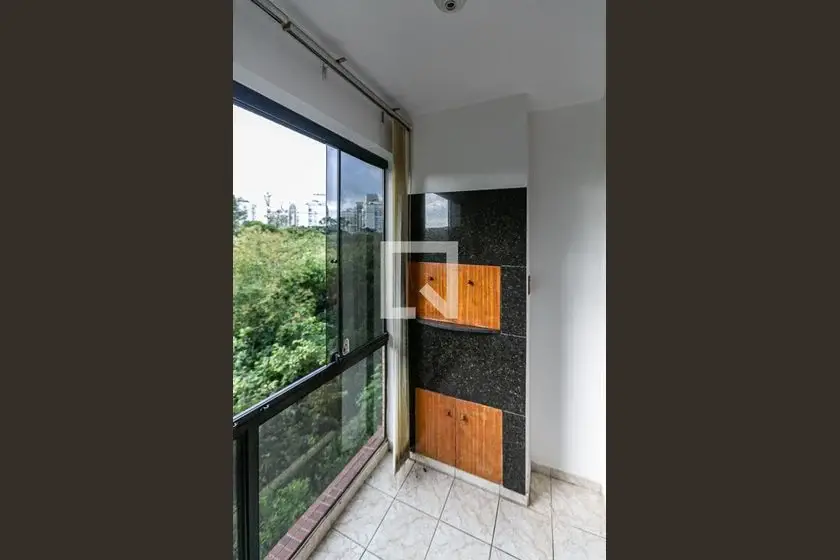 Foto 5 de Apartamento com 3 Quartos para alugar, 104m² em Cavalhada, Porto Alegre