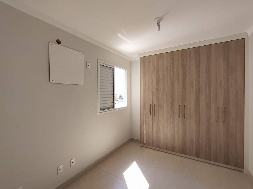 Foto 1 de Apartamento com 3 Quartos à venda, 85m² em Centro, Birigui