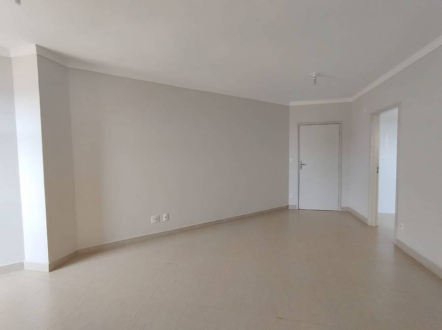 Foto 2 de Apartamento com 3 Quartos à venda, 85m² em Centro, Birigui