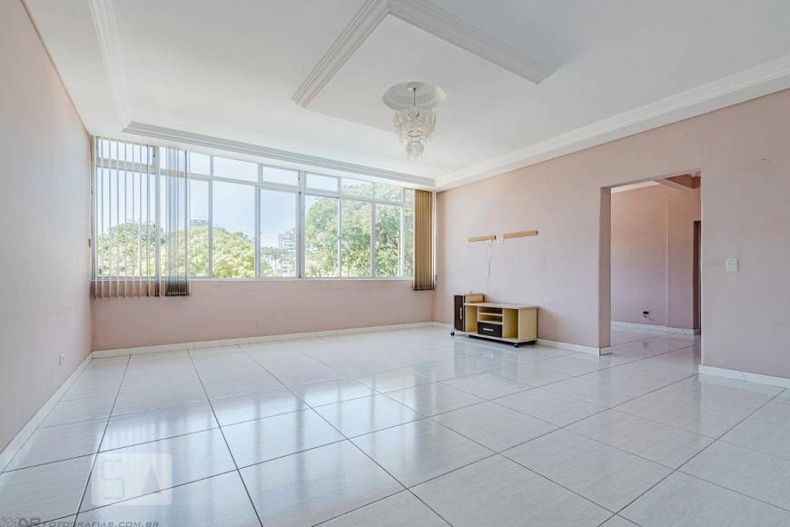 Foto 1 de Apartamento com 3 Quartos para alugar, 112m² em Centro, Curitiba