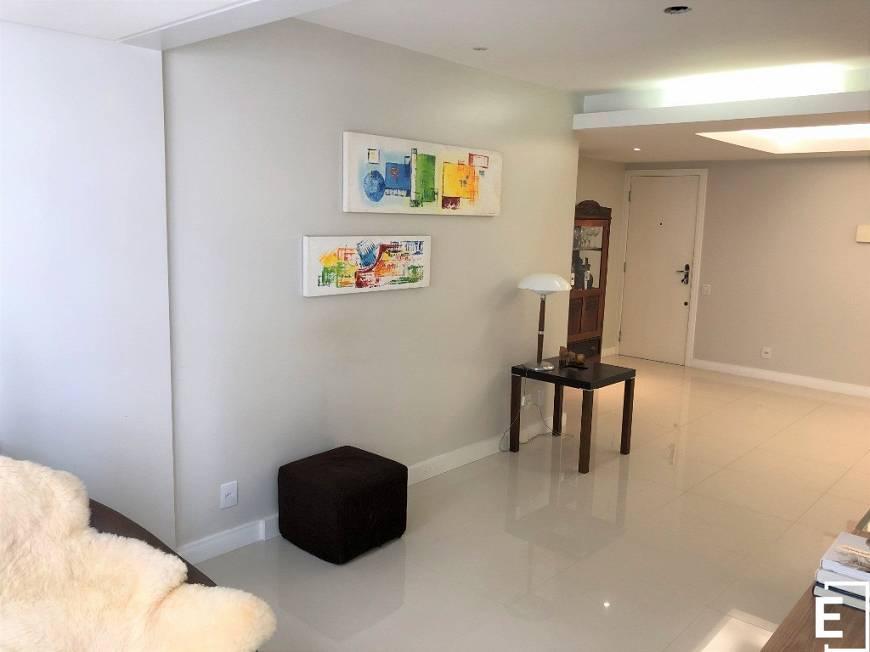 Foto 4 de Apartamento com 3 Quartos à venda, 98m² em Centro, Florianópolis