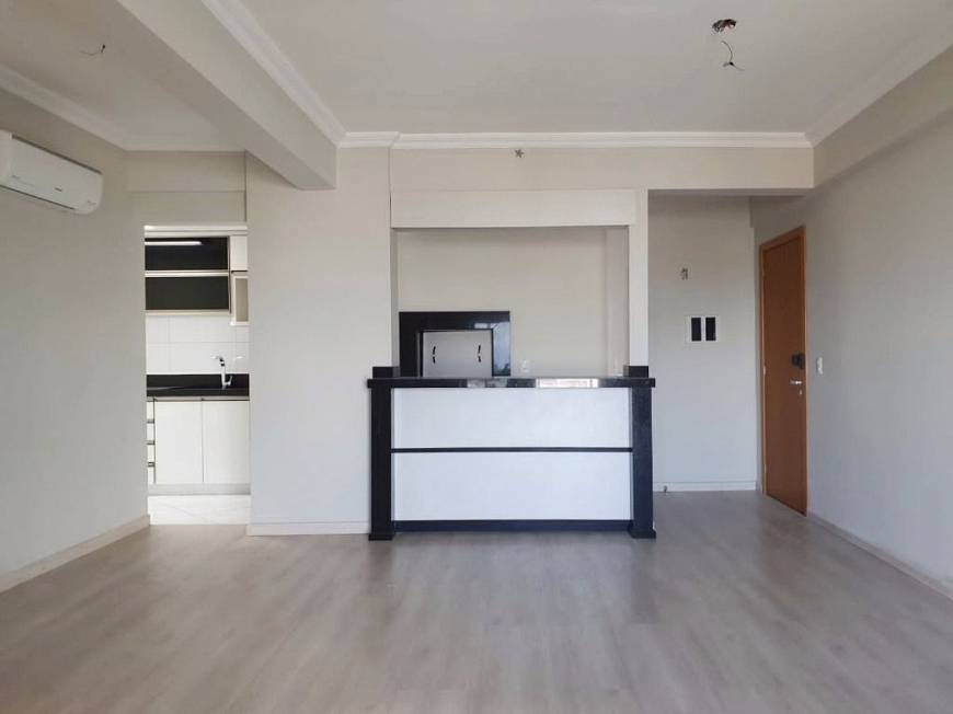 Foto 4 de Apartamento com 3 Quartos para alugar, 100m² em Centro, Gravataí