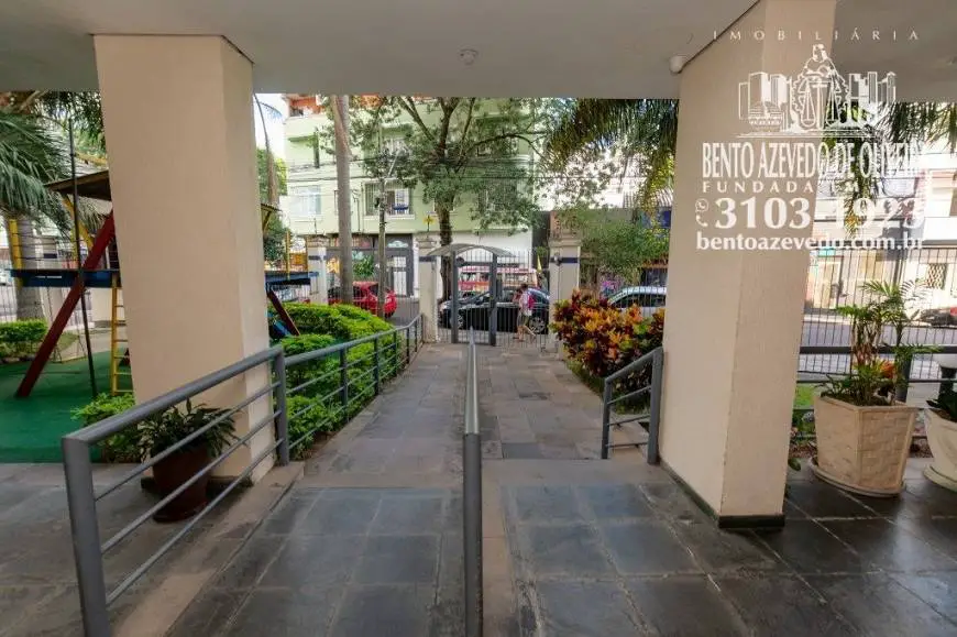 Foto 4 de Apartamento com 3 Quartos para alugar, 74m² em Cidade Baixa, Porto Alegre