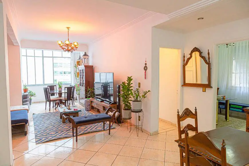 Foto 2 de Apartamento com 3 Quartos para alugar, 130m² em Consolação, São Paulo