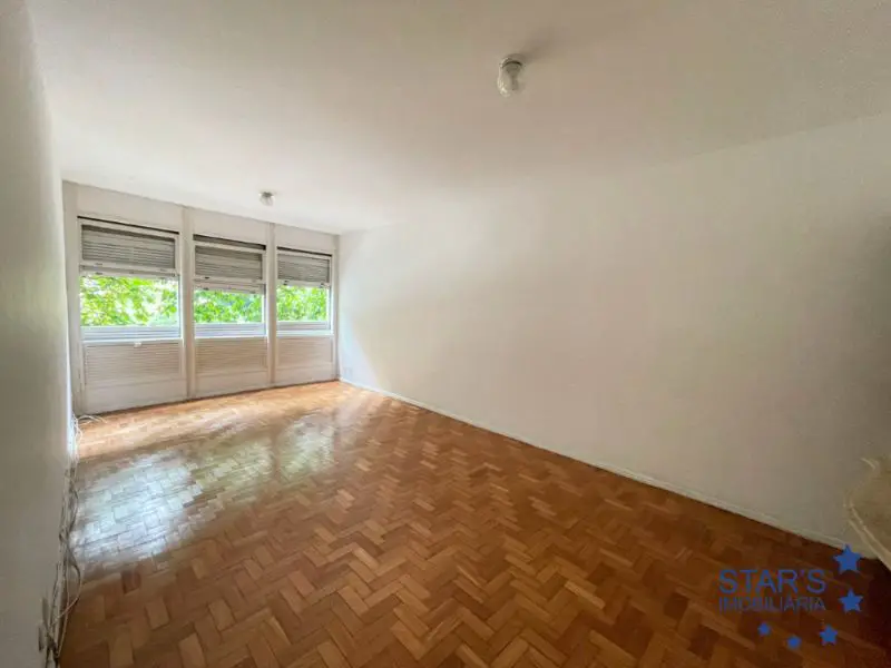 Foto 1 de Apartamento com 3 Quartos para alugar, 130m² em Copacabana, Rio de Janeiro