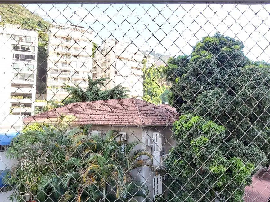 Foto 1 de Apartamento com 3 Quartos para alugar, 155m² em Humaitá, Rio de Janeiro