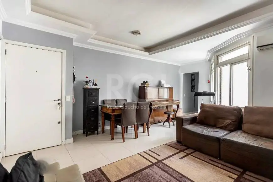 Foto 1 de Apartamento com 3 Quartos para alugar, 101m² em Independência, Porto Alegre